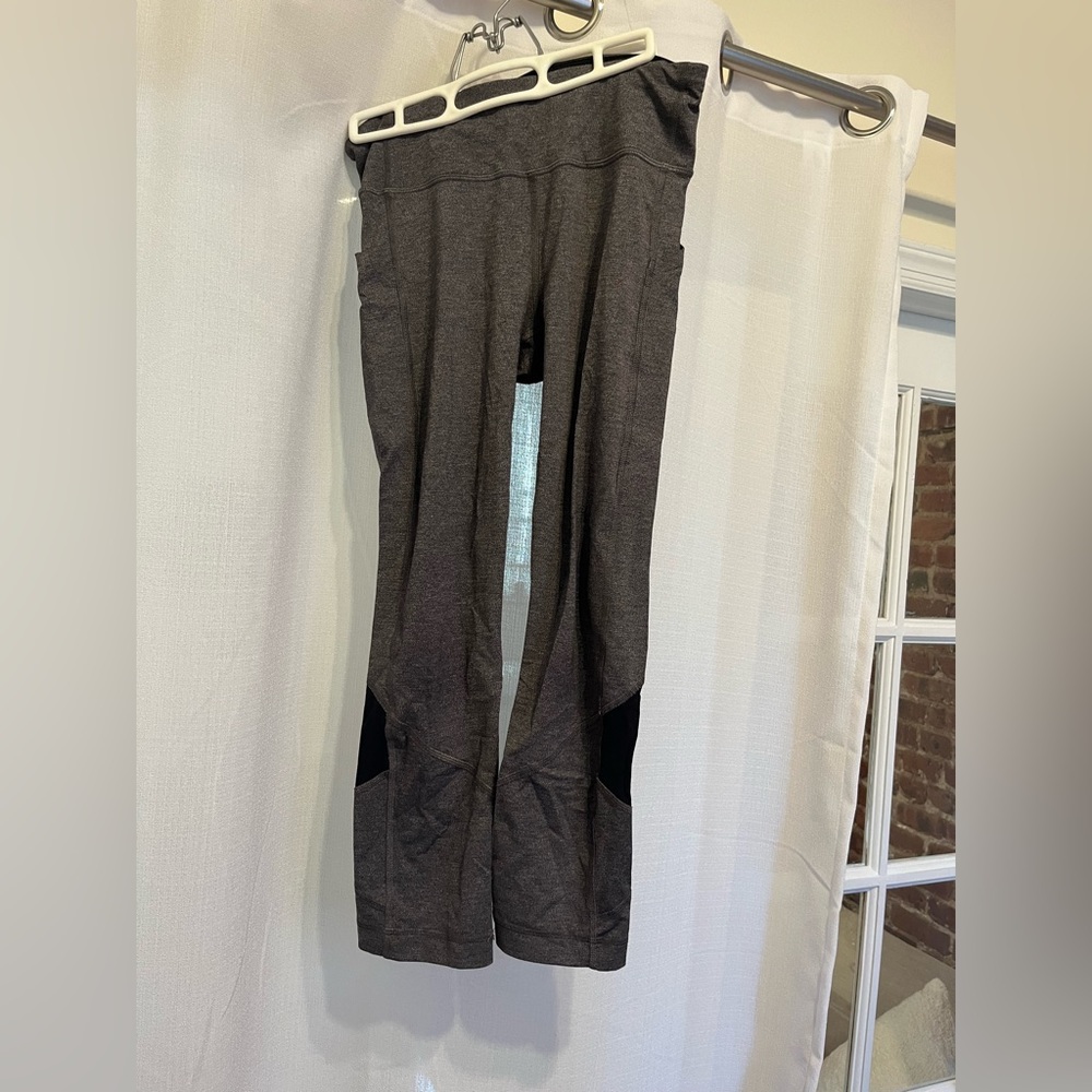 Lululemon cropped leggings